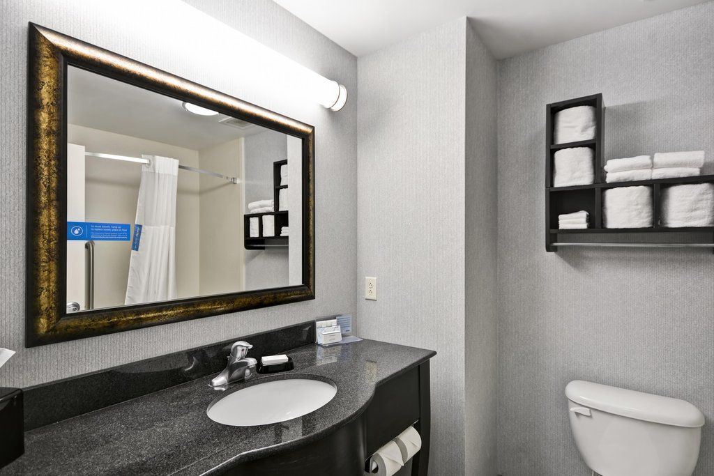 Hampton Inn Defiance Eksteriør billede